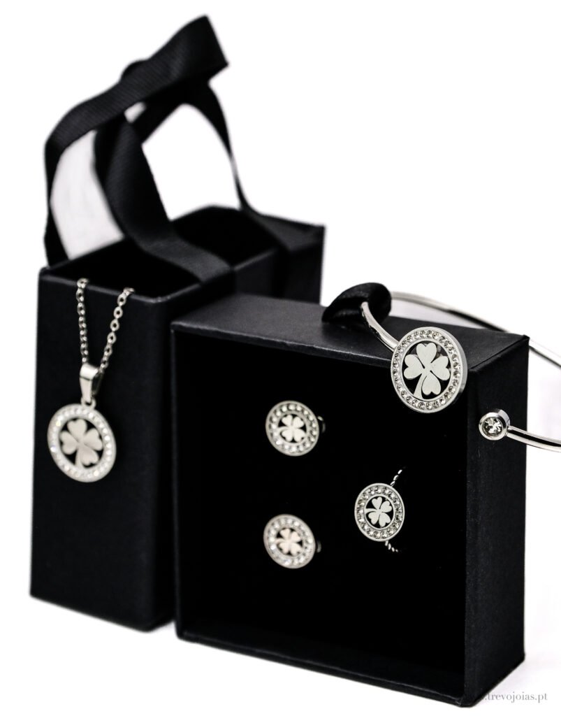 Conjunto Trevo do Amor prata