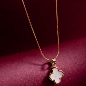 Colar  Uno trevo madrepérola - Image 3